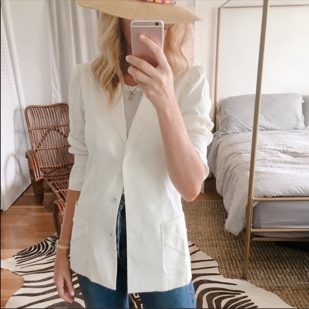 Elie Tahari Linen Blazer